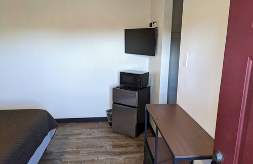 Edmonds Hotel | K&E Motor Inn