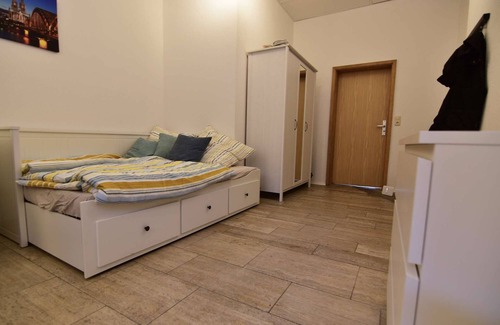 Mauenheim Apartment | K14 Boardinghouse Weidenpesch