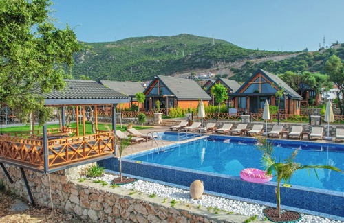 Kas Ski Chalet | Kaş Konak Bungalows