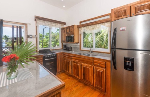 Antoneys Cay Cabin | Kaia’s Oasis – New Modern Cabana Stay in West End
