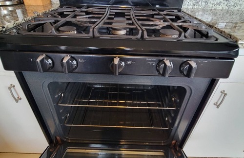 Keolu Hills House | Kailua Family Friendly Home w/AC, 3 BR, Near Kailua Beach!