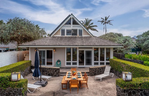 Kalama Tract House | Kailua Kai/Beach Front Licensed Rental #1990/NUC-1780