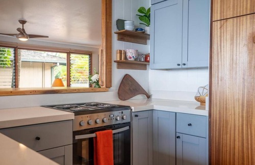 Kahaluu Bay House | Kailua-Kona Hawaii 3 Bedroom House Sleeps 6