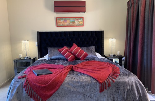 Ngaio Bay House | Kaiteriteri Retreat - Diva Suite with a View