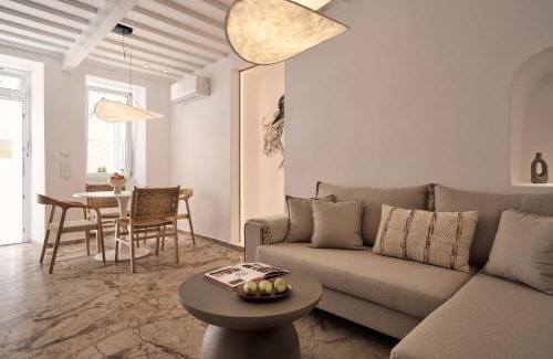 Mykonos House | Kaitlyn's Residence