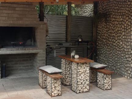 Askham House | Kalahari Camelthorn Guesthouse and Camping