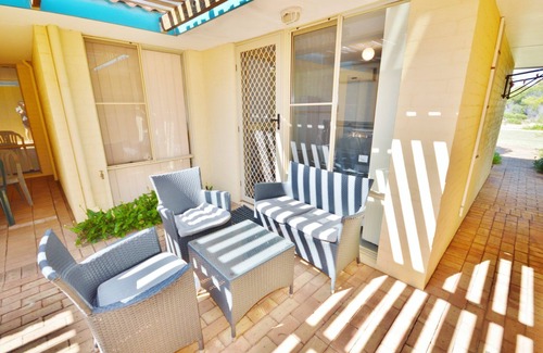 Kalbarri Apartment | Kalbarri Garden Apartment 5 - Kalbarri, WA