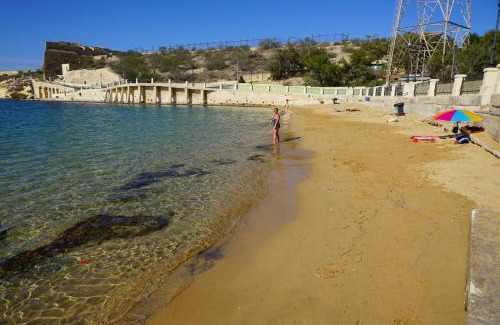 Kalkara Apartment | Kalkara Cozy 2 Bedroom Maisonette