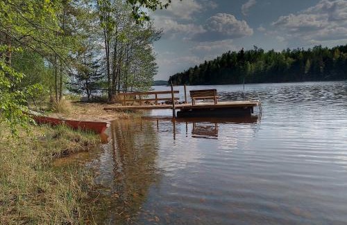 The Lakelands Cabin | Kalliomökki