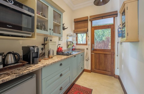 Malelane Cabin | Kambaku River Lodge