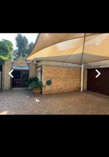 Universitas House | Kamga House