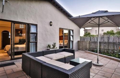 Myoli Beach House | Kamma Kai Beach Villa