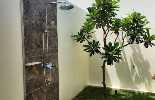 Desa Kadumbul Hotel | KANDORA Luxury Villas