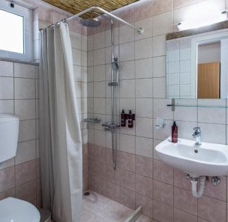 Galatas Hotel | Kanso Rooms