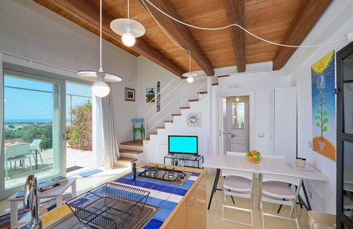 Ragusa Resort | Kaos, holiday home with view in a resort with swimming pool