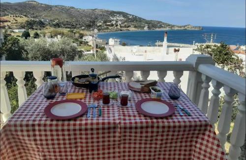 Yeniliman Villa | Karaburun'da Deniz Manzaralı Ferah Dubleks Villa