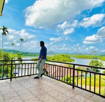 Vayittiri Hotel | Karapuzha Water Scapes