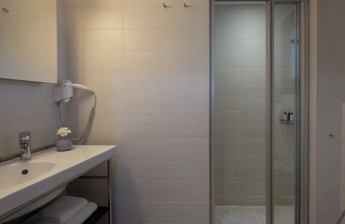 Afissos Hotel | Karavia Lux Inn