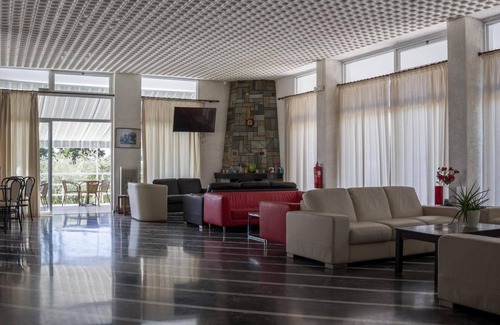 Kardamyli Hotel | Kardamili Beach Hotel