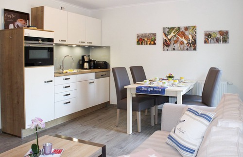 Karlshagen Apartment | Karlshagen - Anna & Albert (outside) - Karlshagen, Hafenquartier