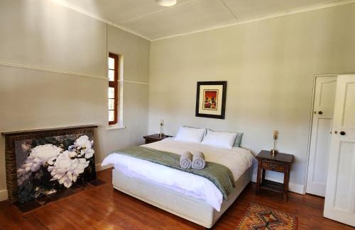 Oudtshoorn House | Karoo Leeu Self Catering
