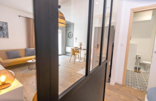 Saint-Quentin Apartment | KASA SAINT QUENTIN - Tout équipé & Cosy