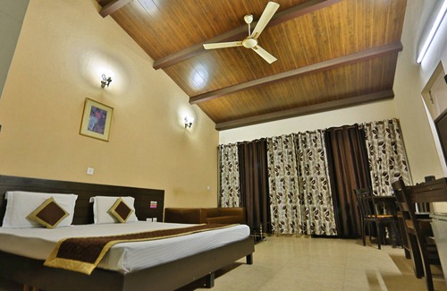 Lansdowne Hotel | Kasang Regency Hill Resort