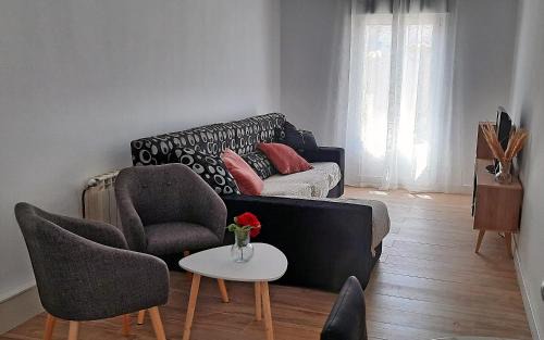 Aoiz Apartment | Kataenea. Apartamento en el prepirineo navarro. Naturaleza