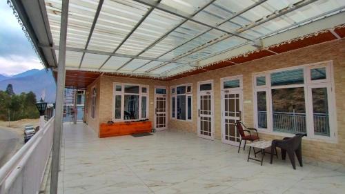 Nermand House | Katoch Apartments - Food & Stay