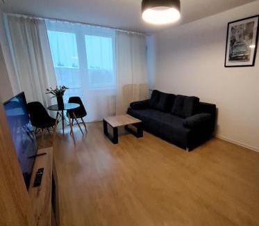 Nowy Sacz Apartment | KAWALERKA 28M SALON Z KUCHNIĄ CENTRUM NOWY SĄCZ Faktura VAT