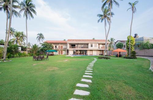 Hendala Hotel | Kay Jay Beach Front