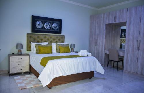 Gaborone Apartment | KAY'S TWO-BED SELFCATERING APARTMENT@21211