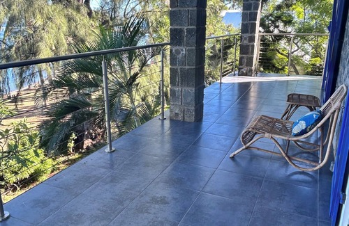 Etang Sale Les Bains Villa | Kaz à Baraka : Waterfront villa, 2 bedrooms, sleeps 4