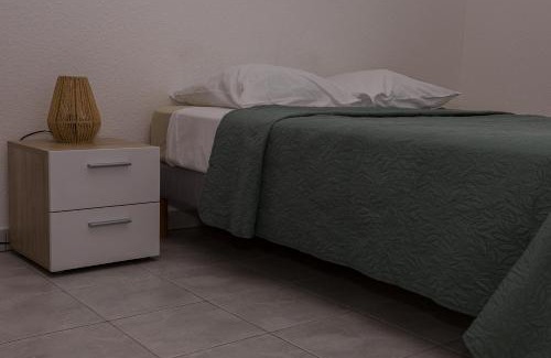 Cayenne Apartment | Kaz'horizon climatisé Montabo plages resto et wifi