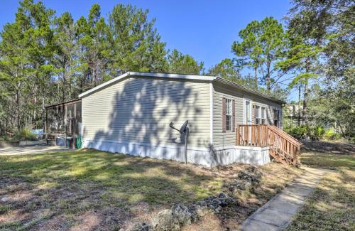 Salem House | Keaton Beach Escape with Hot Tub Less Than 2 Mi to Shore