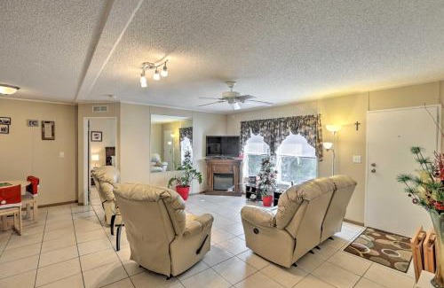 Salem House | Keaton Beach Escape with Hot Tub Less Than 2 Mi to Shore