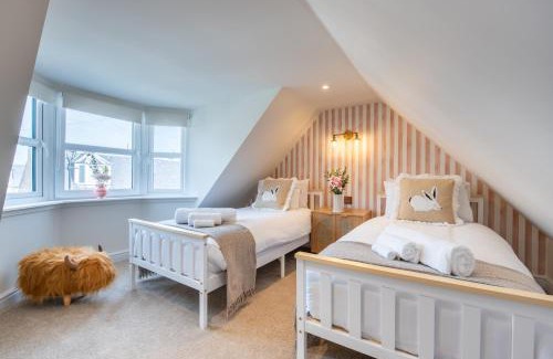 Nairn House | Keel Cottage & Dog Friendly