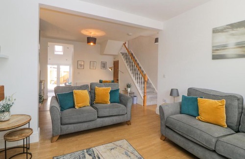 Exmouth House | Keeling