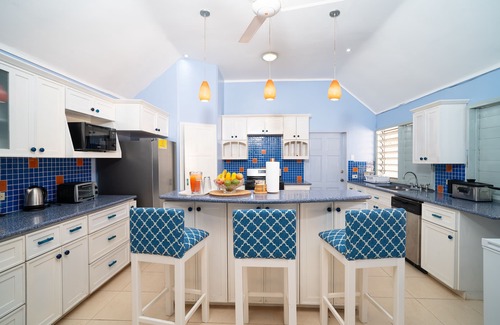 Duncans Villa | Kelso Grande - 3 Bedrooms Luxury Villa.