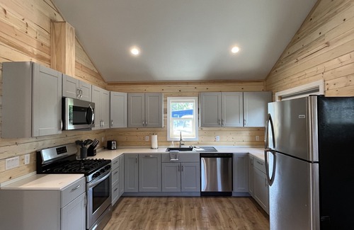 Kalifornsky Cabin | Kenai Adventure Cabins Moose 2/2