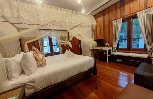 Chumphon Hotel | Kenikar Raintree Residence Hotel