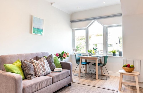 Kenmare Apartment | KENMARE APARTMENT