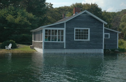 Cape Porpoise Cottage | Kennebunkport Waterfront Cottage - Ocean View