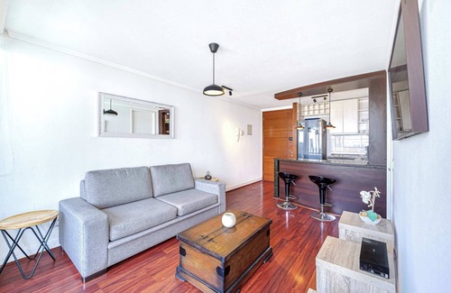 Apoquindo Apartment | Kennedy Retreat 1BR Pool, Parking & Smart TV