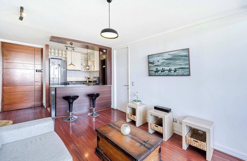 Apoquindo Apartment | Kennedy Retreat 1BR Pool, Parking & Smart TV