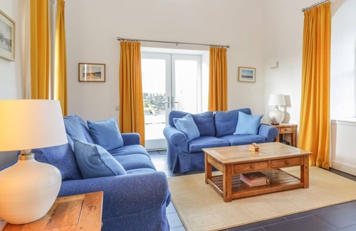 Rothesay Cottage | KENNELS, pet friendly, with open fire in Rothesay, Isle Of Bute