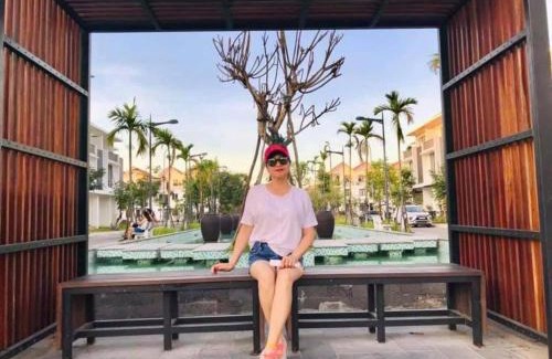 Huong Thuy Hotel | KenPi House - khu đô thị Royal Park