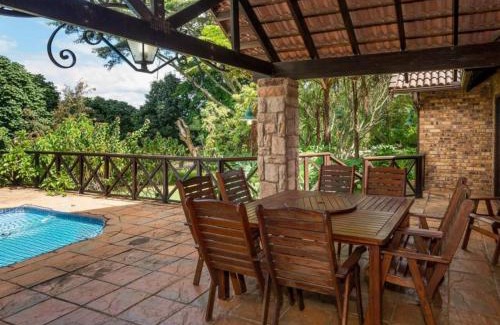 White River House | Kensington Lodge Golf Estate Villa - 17 Pinehurst Drive