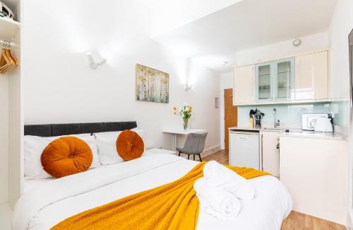 Royal Borough of Kensington and Chelsea Apartment | Kensington Luxury Suites