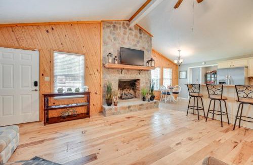 Leitchfield House | Kentucky Getaway with Access to Rough River Lake!